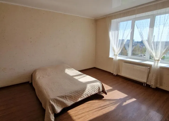 Apartment On Chornovola, 44